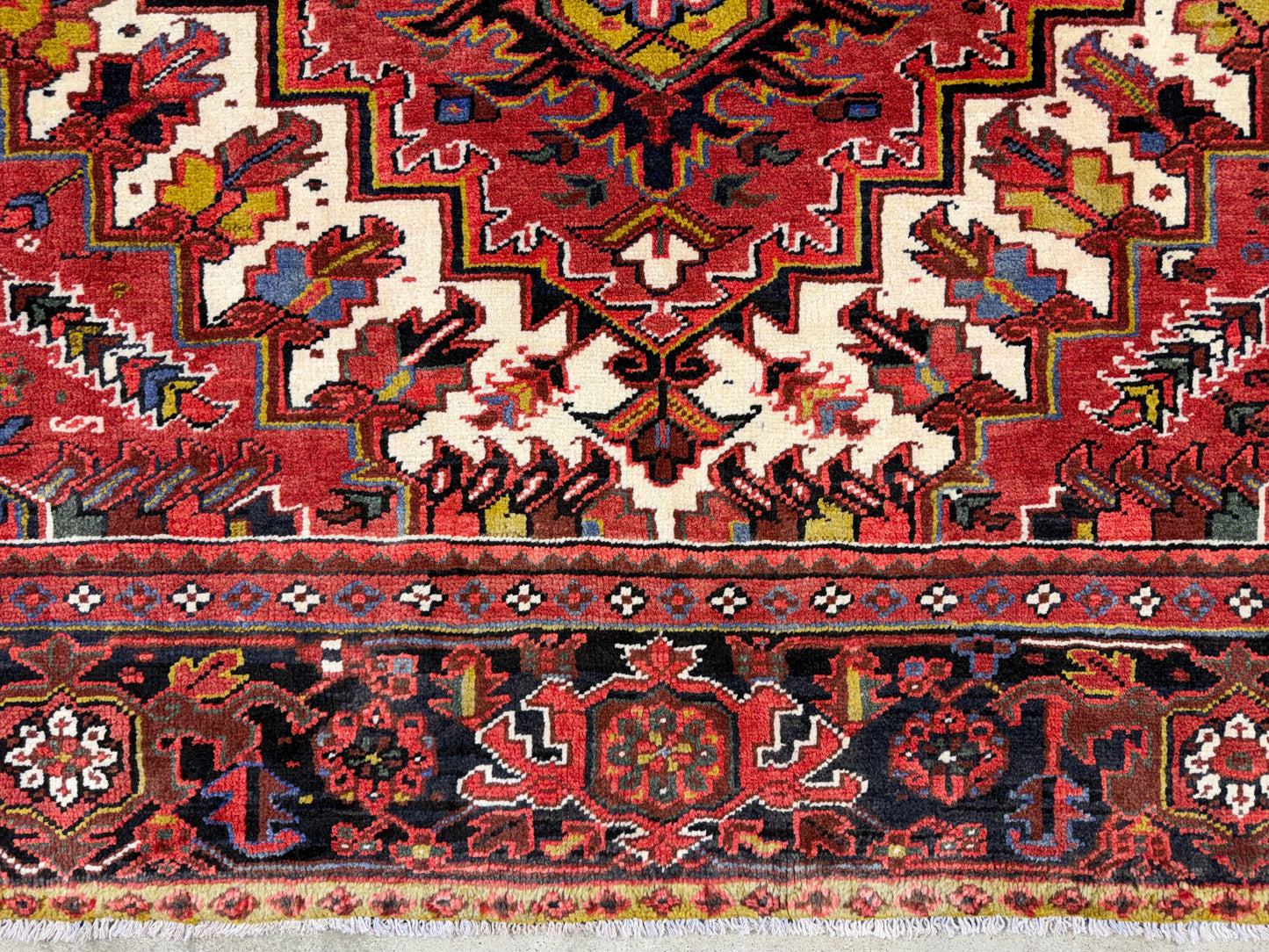 Hand-Knotted Persian Heriz Rug - 10’x13’