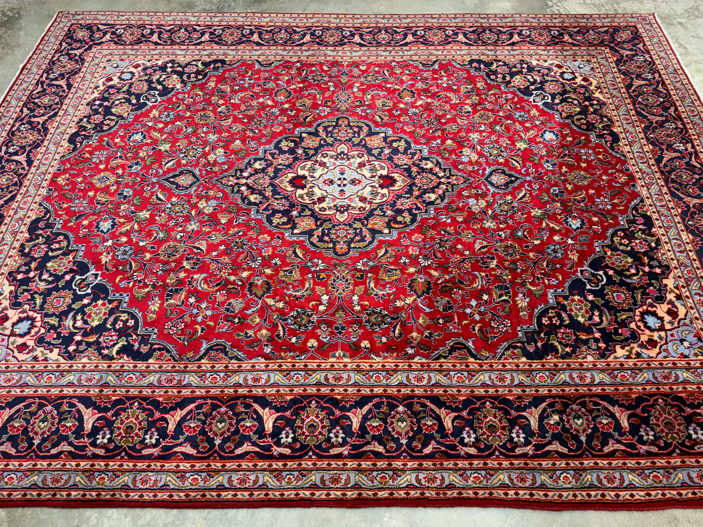 9’6”x12’6” Hand-Knotted Persian Kashan Area Rug
