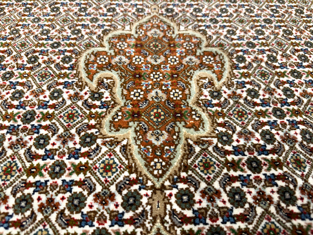 Hand-Knotted Persian Tabriz Mahi Rug - 6'8"x10'