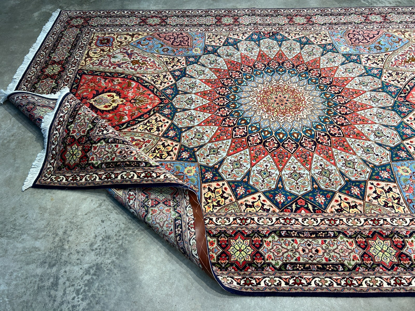 6'8"x10'7" Fine Hand-Knotted Wool & Silk Blend Tabrize Carpet - Area Rug