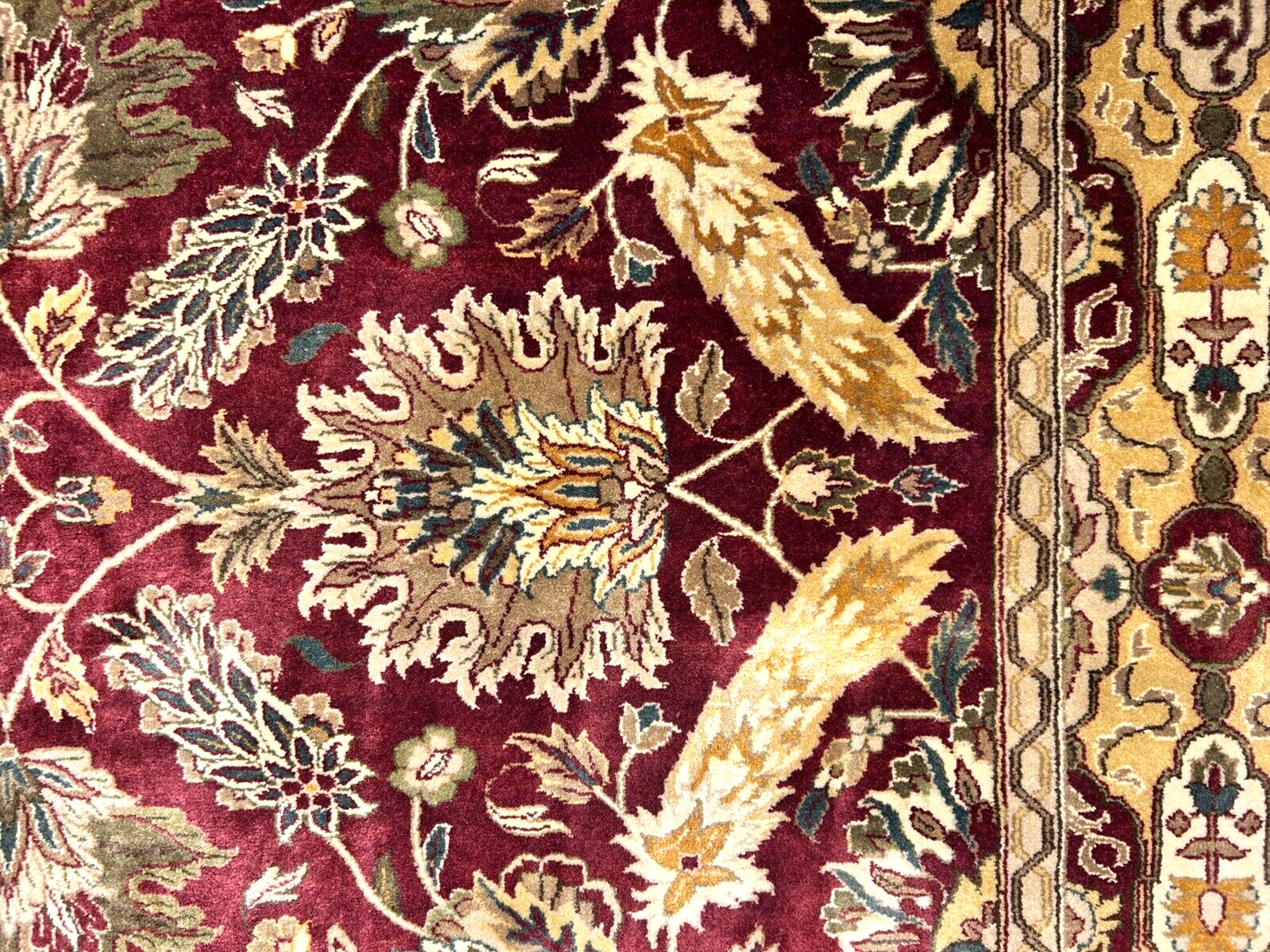 7'x10' Hand-Knotted 100% Wool Pile Agra Carpet - Area Rug