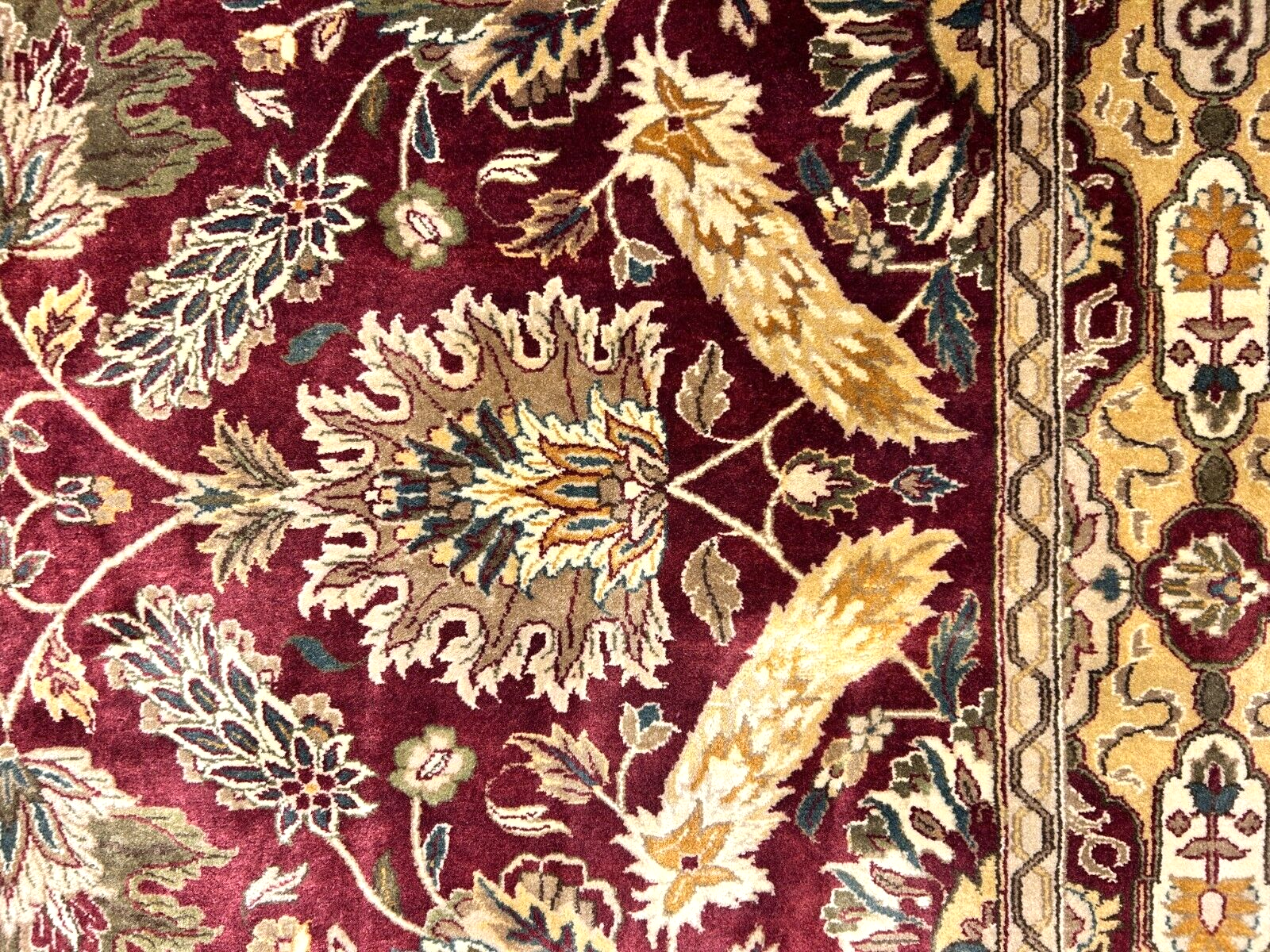 7'x10' Hand-Knotted 100% Wool Pile Agra Carpet - Area Rug