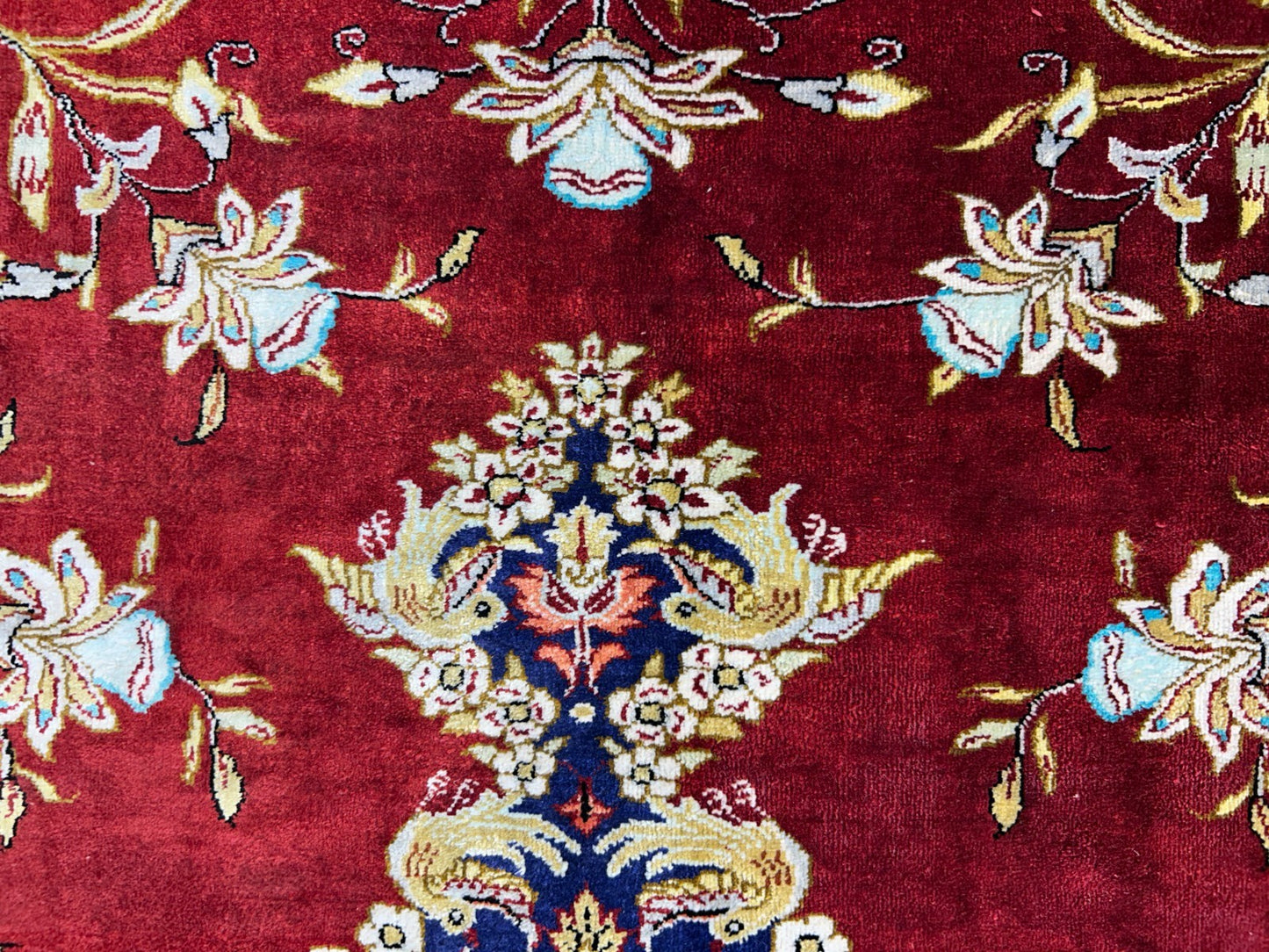 3'3"x5' Exquisite Fine Hand-Knotted 100% Silk Qume Area Rug