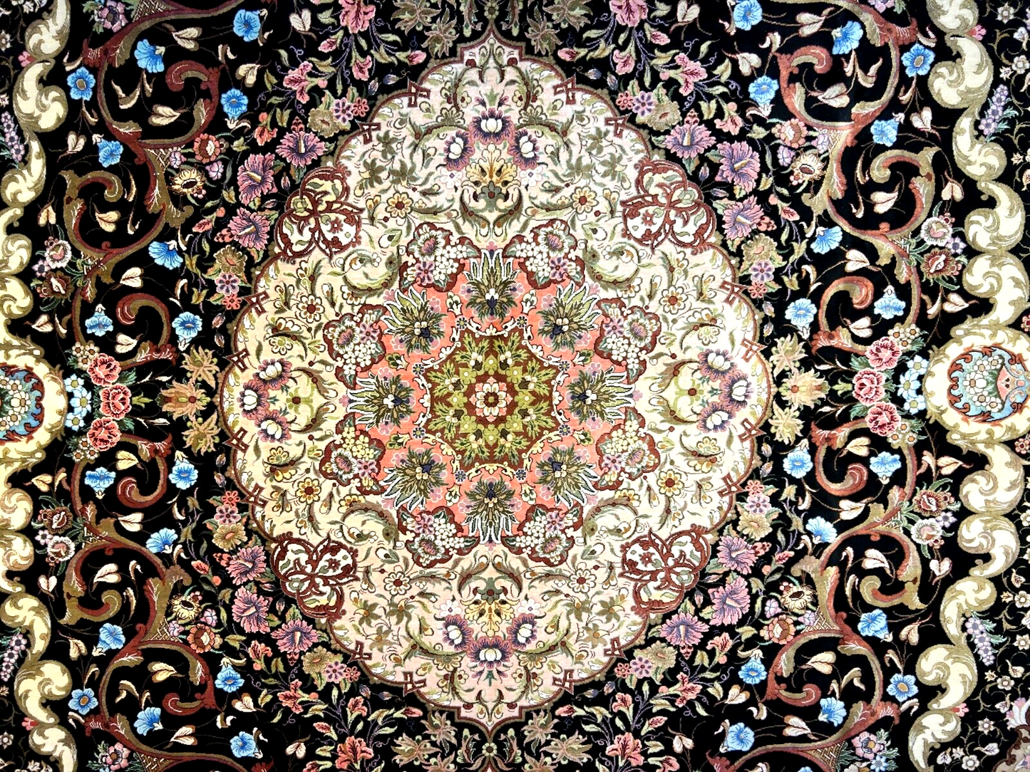 6'6"x9'6" Exquisite Extra-Fine Hand-Knotted 100% Silk Qume Carpet - Area Rug