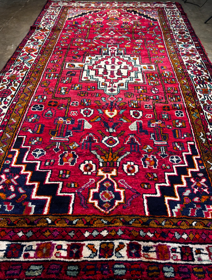 5'5" x 10'1" Hand-Knotted 100% Wool Carpet - Hamadane Area Rug