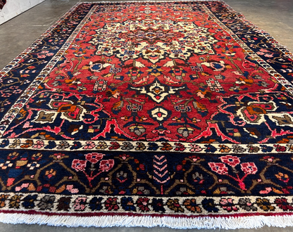 5'2" x 8'5'' Hand-Knotted 100% Wool Bakhtiare Area Rug