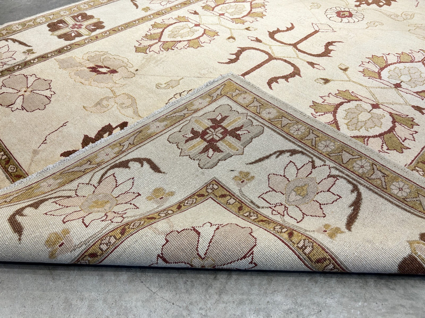 7'0"x9'3" Hand-Knotted 100% Wool Pile Indian Arut Carpet - Area Rug