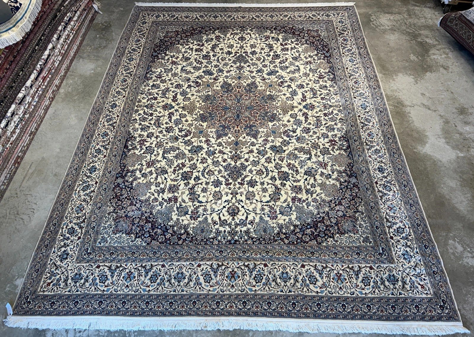10'3"x14'1" Extra Fine Hand-Knotted Wool & Silk Naine Rug