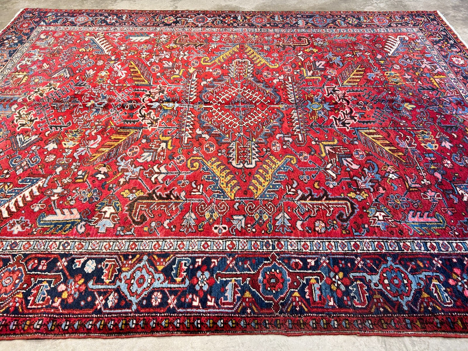 8'2"x10'11" Collector Antique 100% Wool Pile Herize Rug