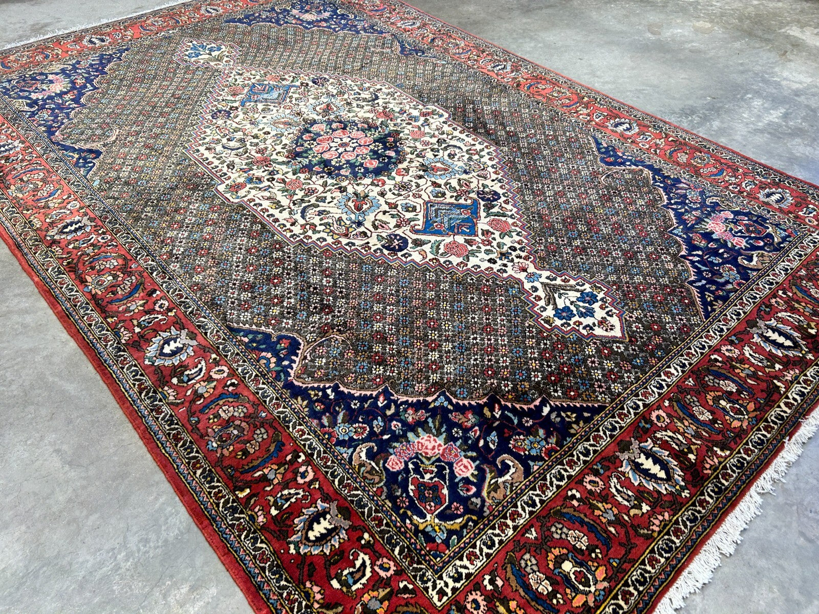 6'6"x10'0" Hand-Knotted 100% Wool Pile Bakhtiarie Carpet - Area Rug