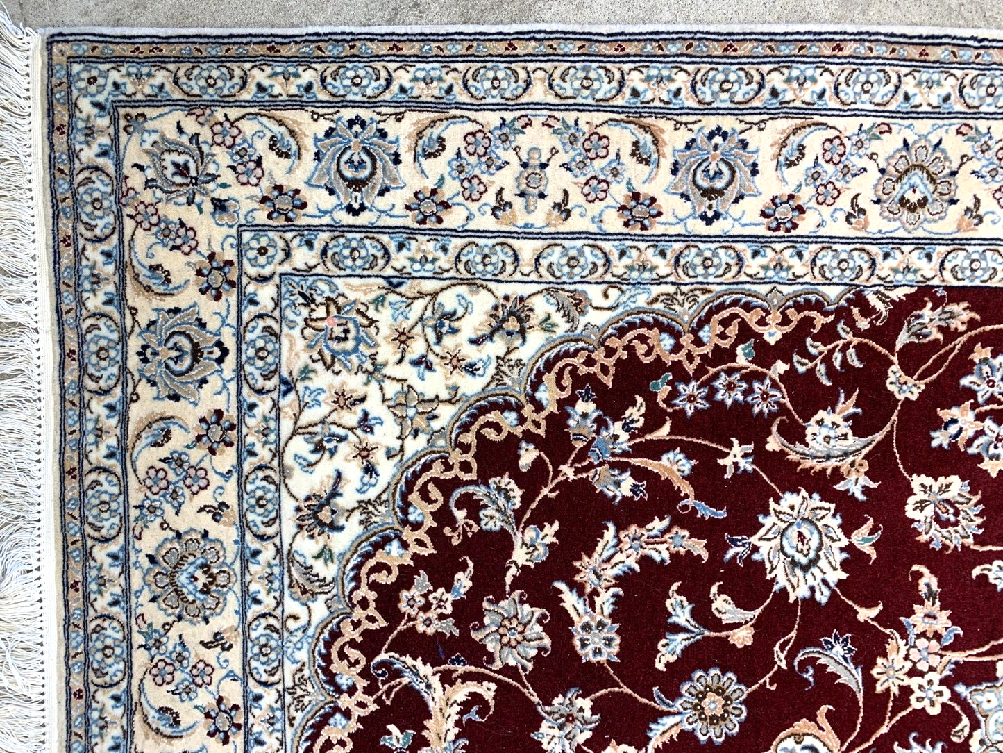 4'1"x6'4" Fine Hand-Knotted Wool & Silk Blend Naine Carpet - Area Rug