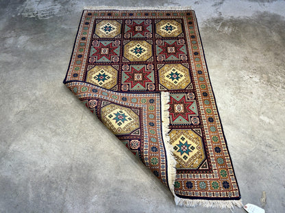 3'5"x5'4" Hand-Knotted 100% Wool Pile Tabrize Rug