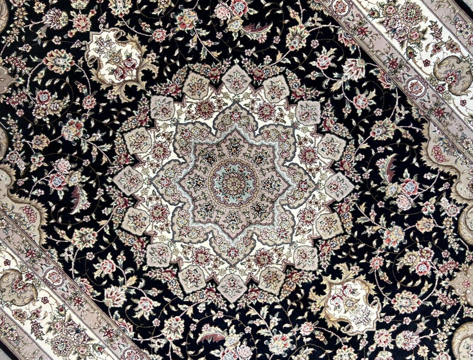 6'x9' Hand-Knotted 100% Wool Pile SinoPersian Carpet - Area Rug