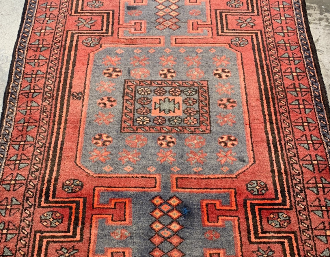 4'2" x 6'5" Antique Hand-Knotted 100% Wool Pile Hamadane Area Rug