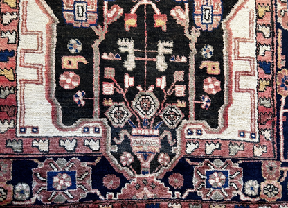 4'7" x 7'10'' Hand-Knotted 100% Lamb Wool Carpet - Nahavande Area Rug