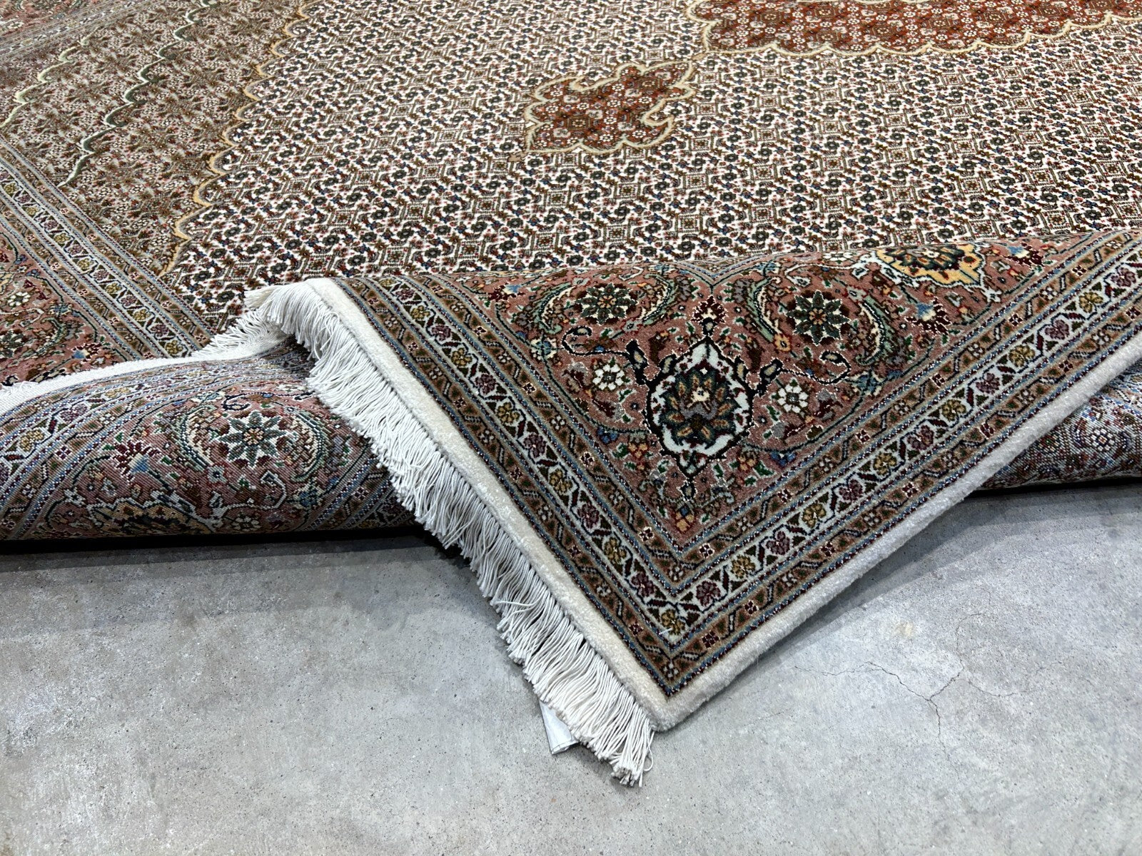 6'8"x10' Fine Hand-Knotted Wool & Silk Oriental Tabrize Rug - Area Carpet