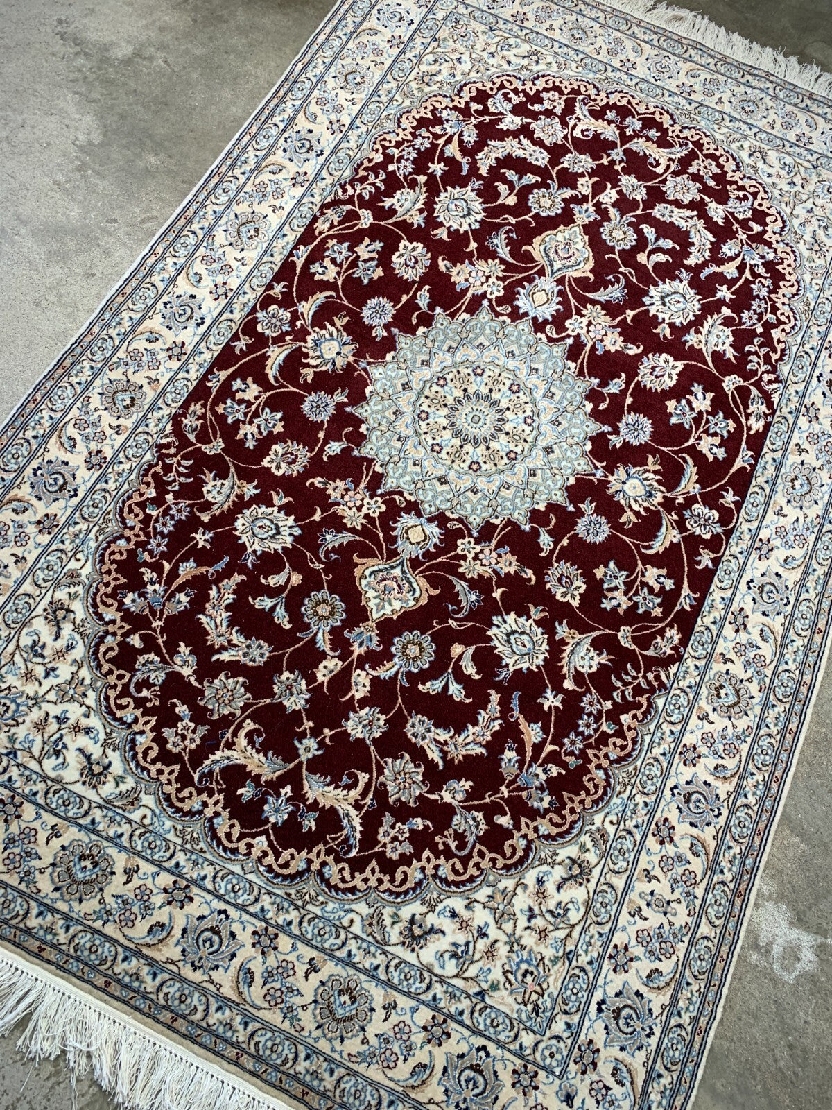 4'1"x6'4" Fine Hand-Knotted Wool & Silk Blend Naine Carpet - Area Rug