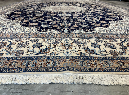 10'4"x14'3" Fine Hand-Knotted Wool & Silk Naine Rug
