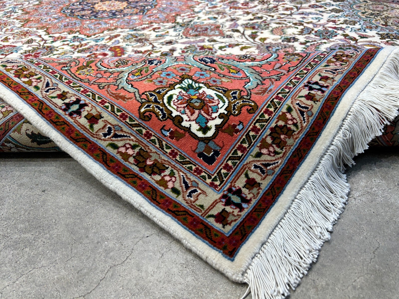 7'0"x10'8" Fine Hand-Knotted Wool & Silk Blend Tabrize Carpet - Area Rug