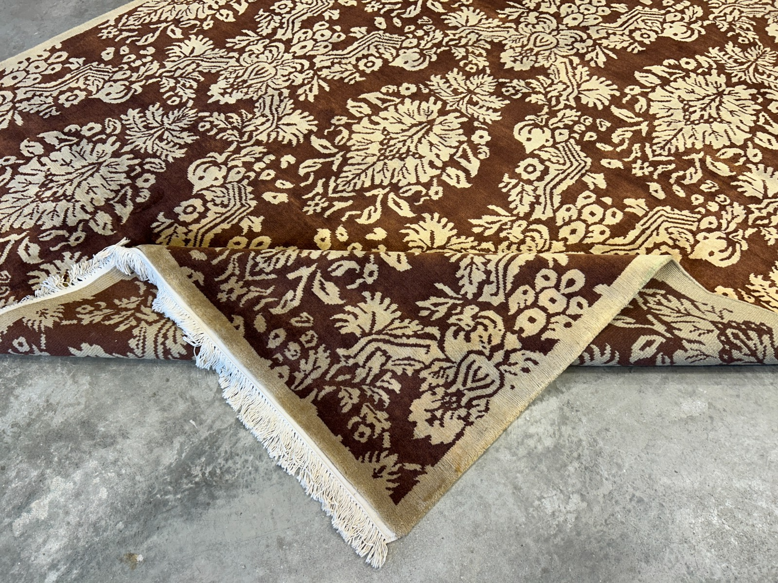 7'11"x9'11" Hand-Knotted 100% Wool Pile Tibetian Area Rug - Carpet