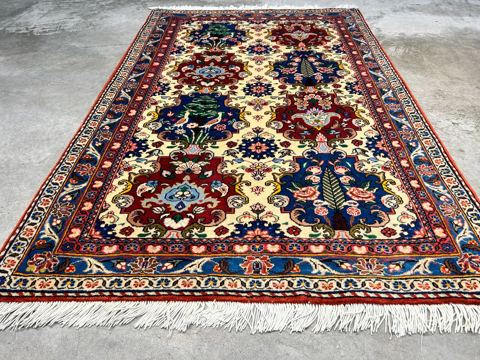 3'x5'1" Hand-Knotted 100% Wool Pile Bakhtiarie Area Rug