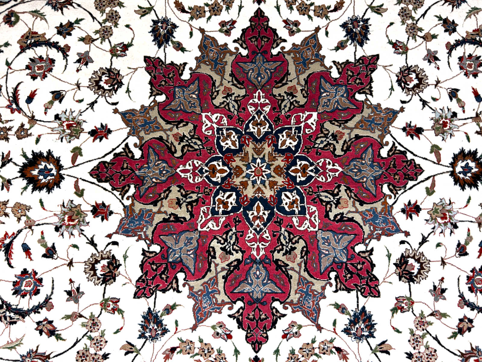 8'2"x11'5'' Very Fine Hand-Knotted Silk & Wool Tabrize Area Rug - Carpet