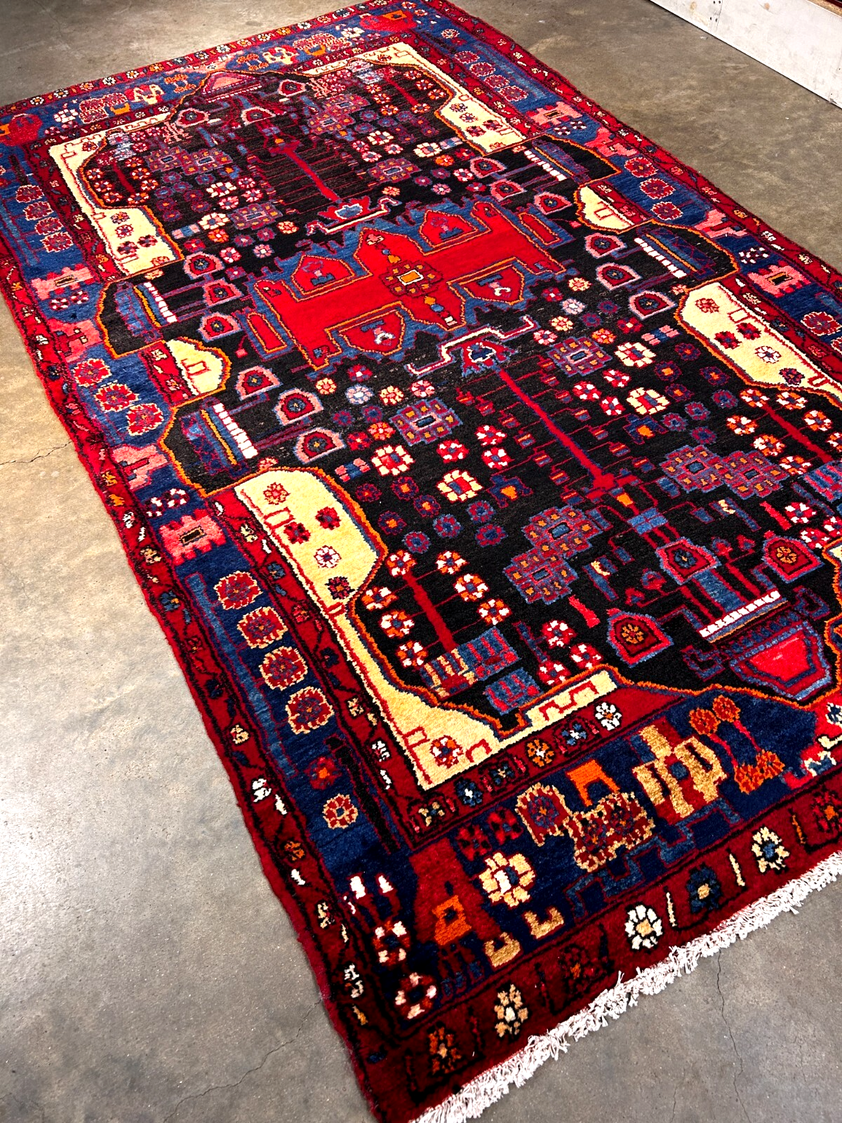 5'0" x 8'9" Hand-Knotted 100% Lamb Wool Pile Nahavande Area Rug - Carpet
