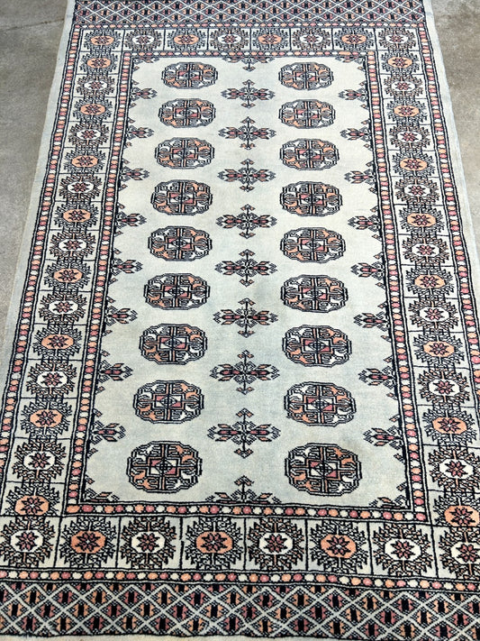 3'1"x4'9" Hand-Knotted 100% Wool Pile Bokhara Rug