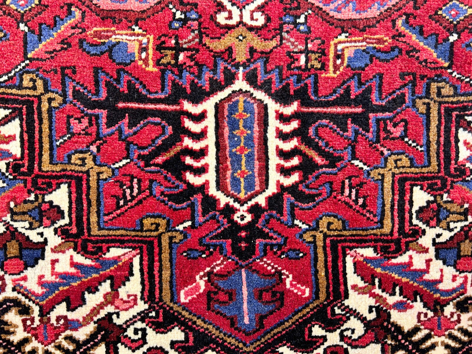 7'3"x9'9" Hand-Knotted 100% Wool Herize Carpet - Area Rug