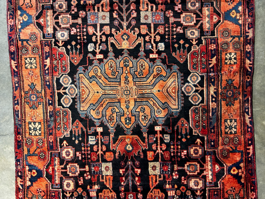 5'4" x 9'3" Hand-Knotted 100% Wool Pile Nahavande Area Rug - Carpet