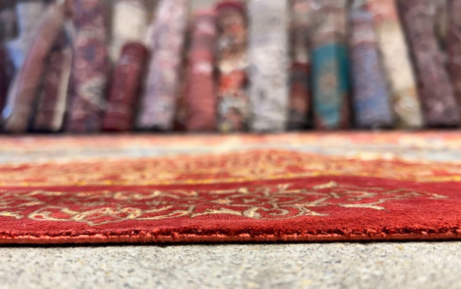 9'8"x13'6" Exquisite Signed Hand-Knotted 100% Silk Qume Rug