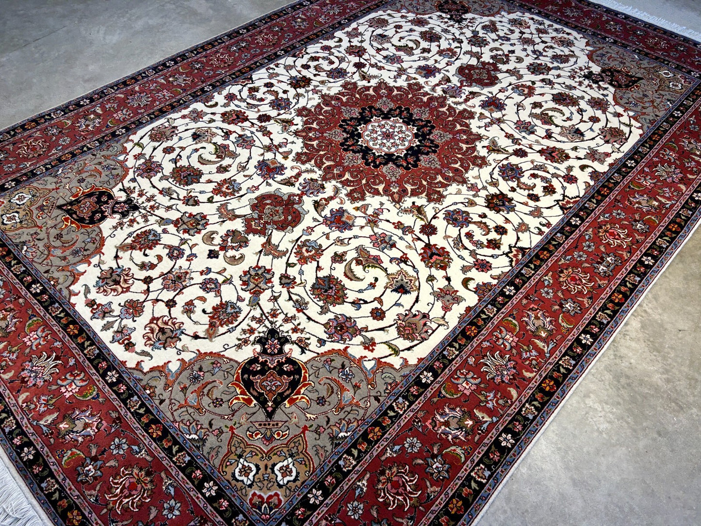 6'2"x9'3" Fine Hand-Knotted Wool & Silk Blend Tabrize Carpet - Area Rug