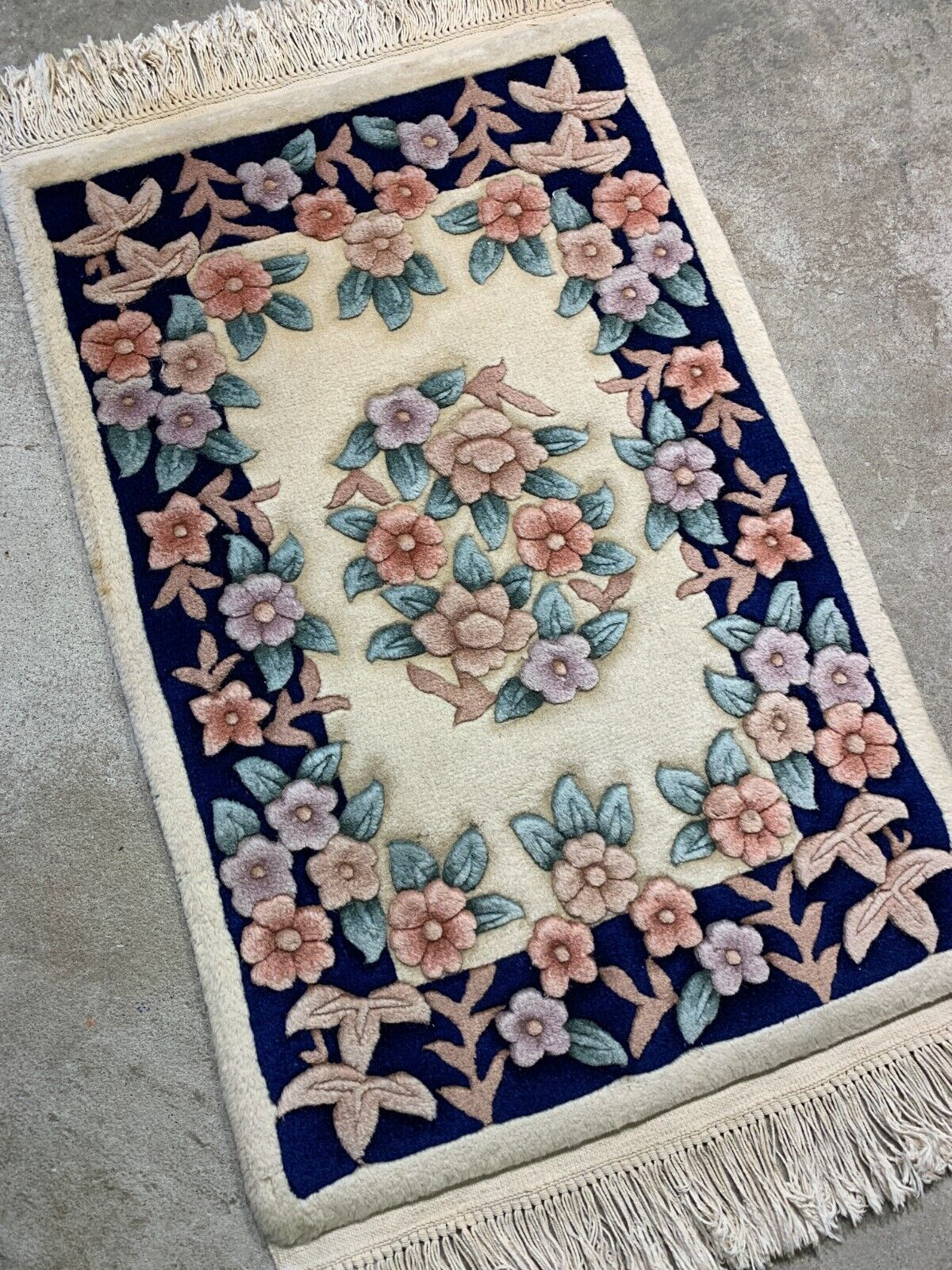 2'x3' Hand-Knotted 100% Wool Carpet - Area Rug