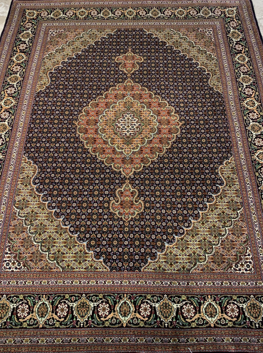 5'6"x6'6" Hand-Knotted Wool / Silk Tabrize Fish Area  Rug - Carpet