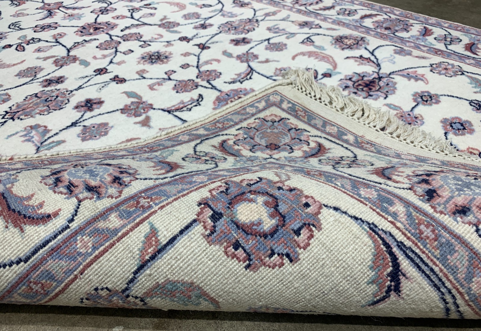 4'0'' x 6'0" Hand-Knotted 100% Wool Oriental Area Rug