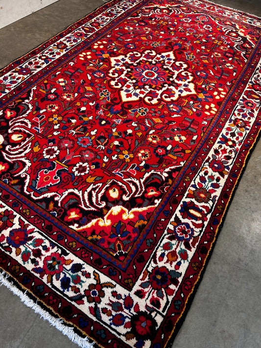 5'7" x 10' Hand-Knotted 100% Wool Pile Bakhtiare Area Rug