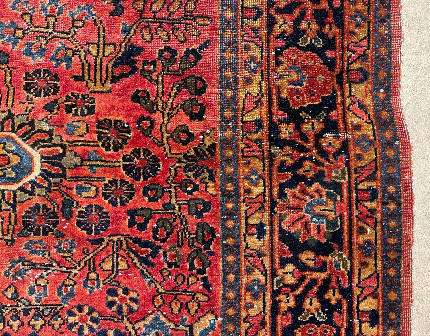 4'9"x6'3" Collector Antique Hand-Knotted 100% Wool Sarouke Rug