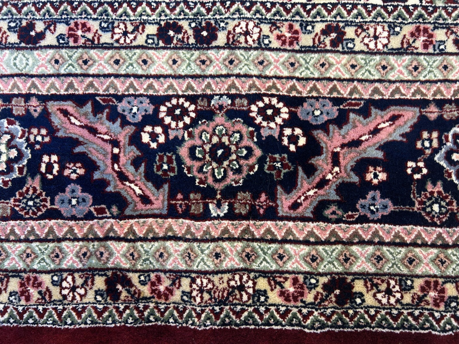 9'x11'9" Hand-Knotted 100% Wool Pile Herize Rug