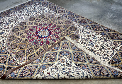 6'6"x10' Extra Fine Hand-Knotted Wool & Silk Isfahane Rug