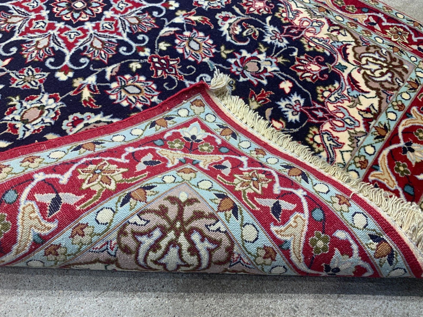 2'4"x3'5" Very Fine Hand-Knotted Wool & Silk Isfahane Rug - Area Carpet