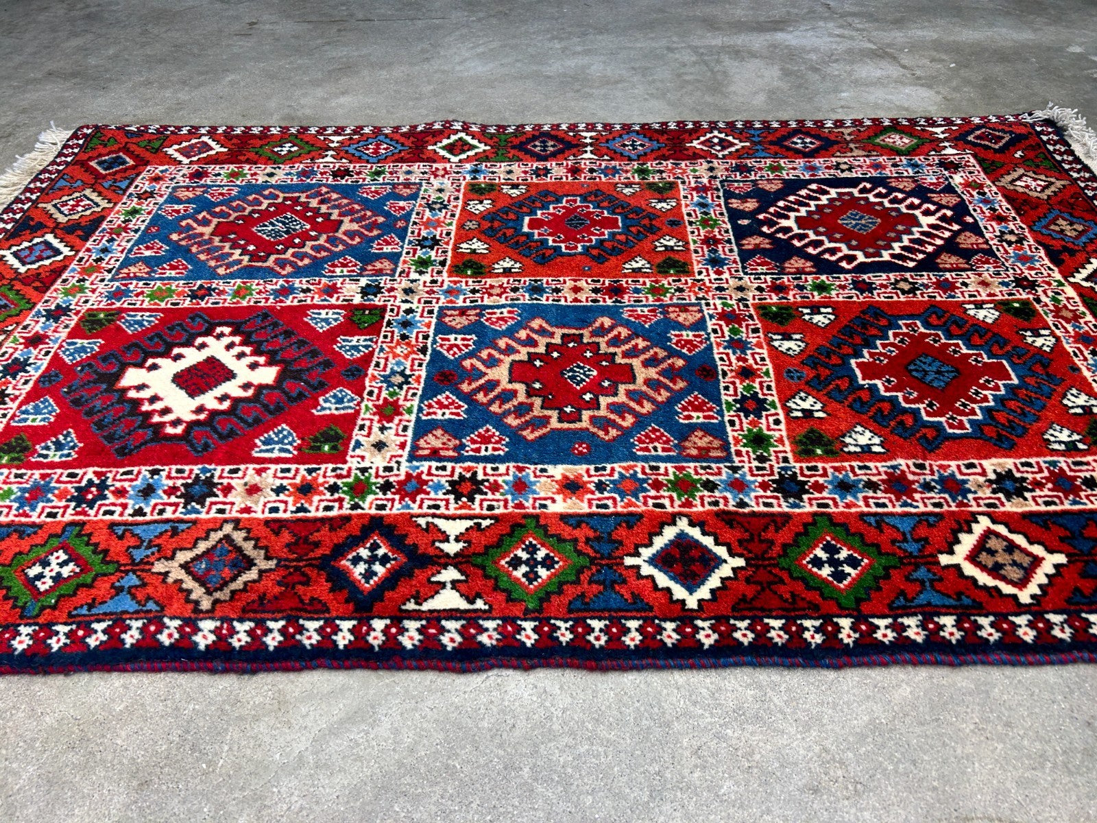 2'7"x4'2" Hand-Knotted 100% Wool Pile Yalamehe Rug