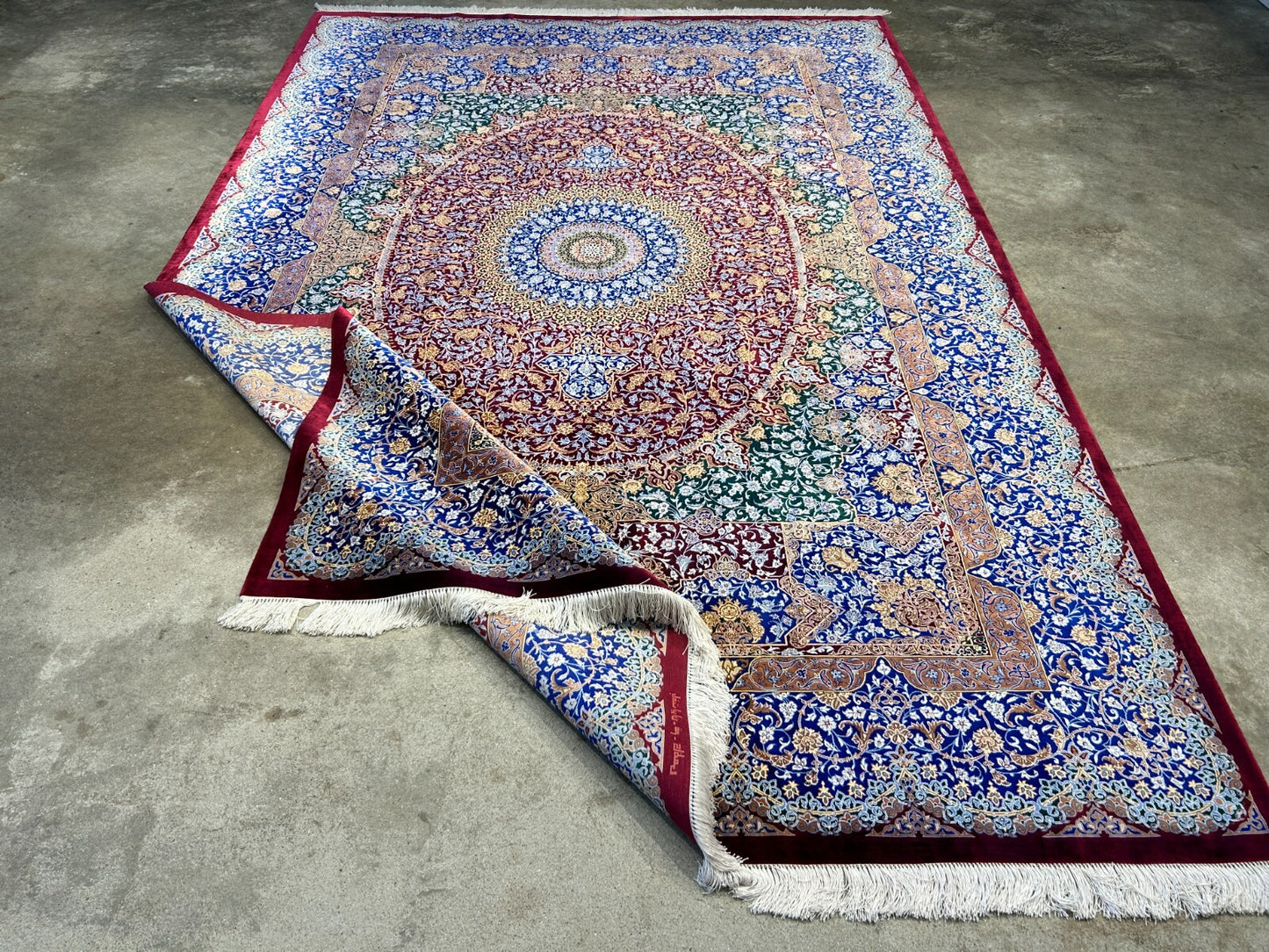 6'6"x10' Exquisite Extra-Fine Hand-Knotted 100% Silk Qume Carpet - Area Rug