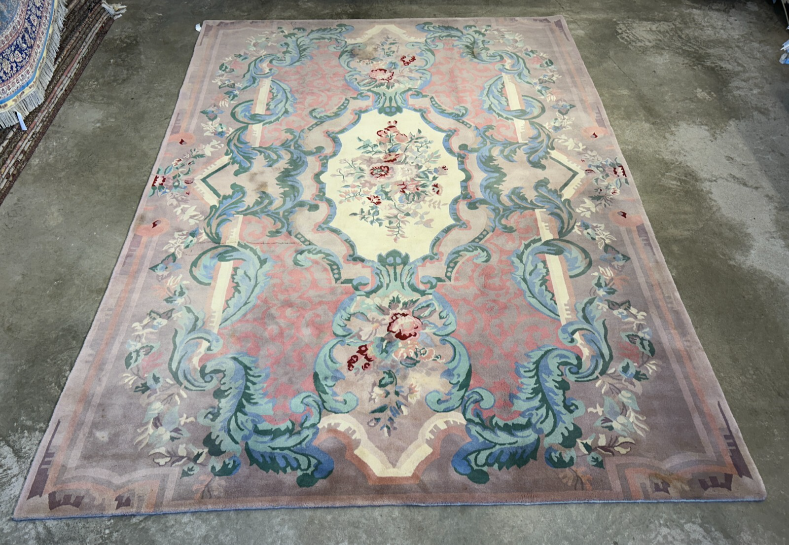 8'9"x11'10" Hand-Knotted 100% Wool Pile Oriental Rug  (Some stains on the Rug)