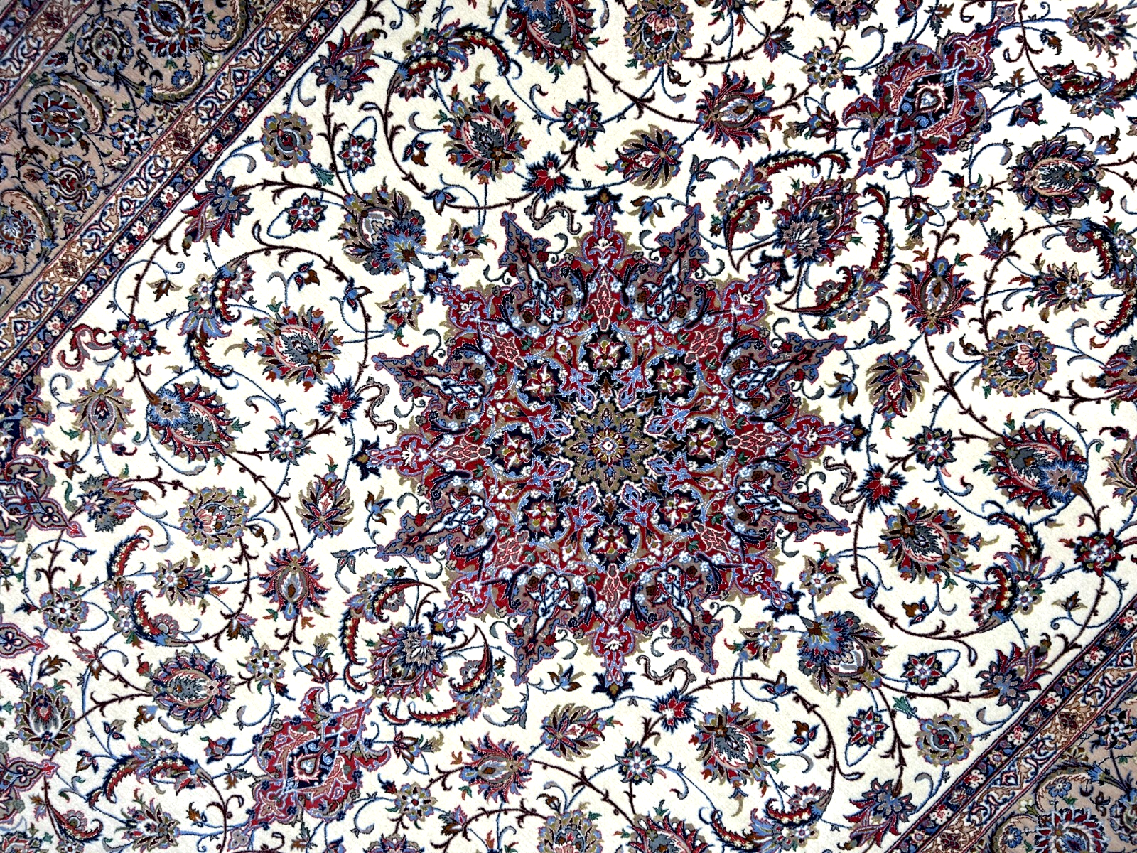  8'6"x12'1'' Very Fine Silk & Wool Isfahane Area Rug - Area Carpet