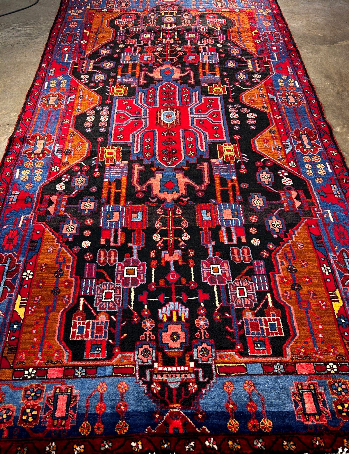 5'4" x 10' Hand-Knotted 100% Wool Pile Hamadane Area Rug