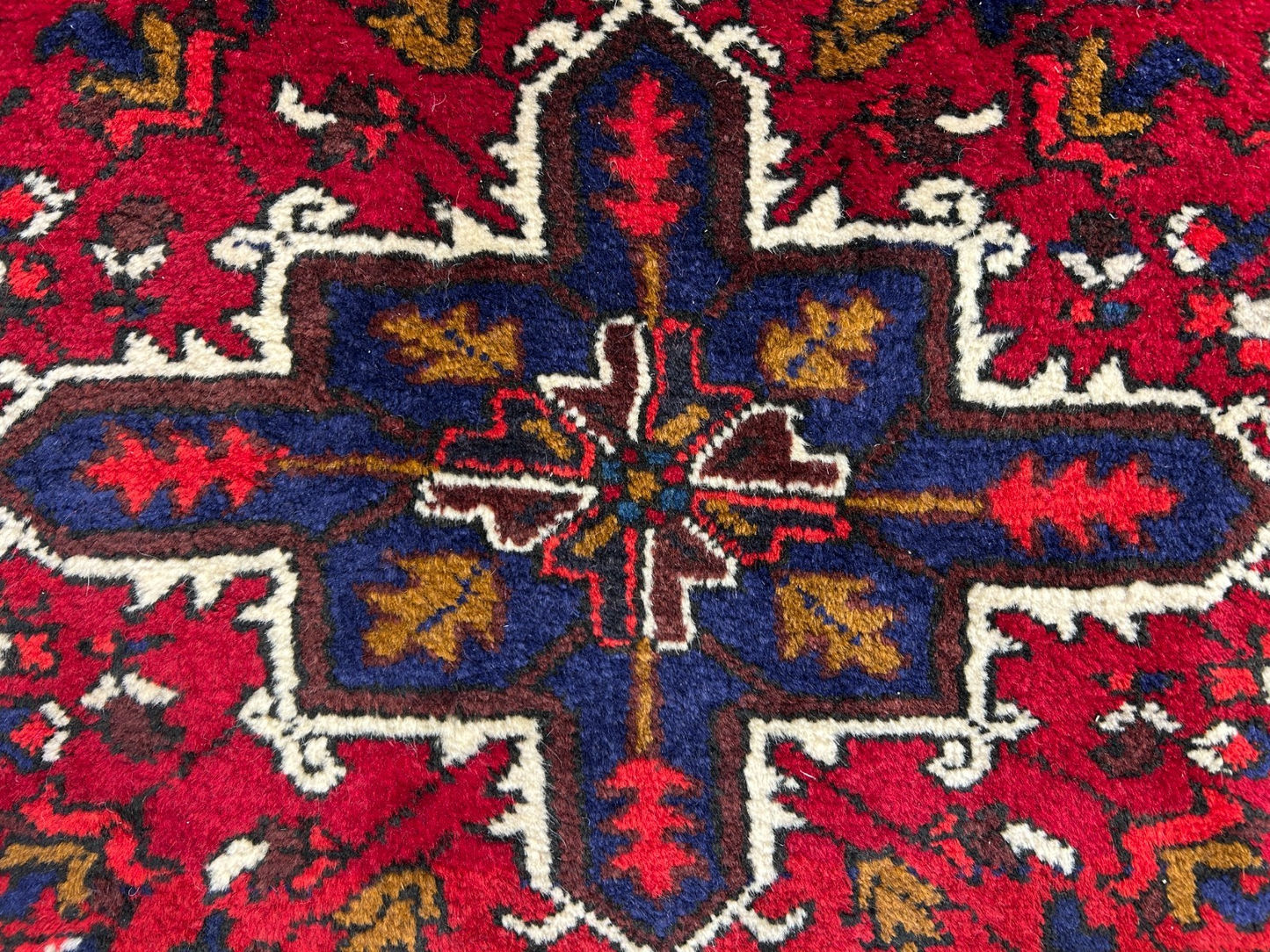 3'x4'6" Hand-Knotted 100% Wool Pile Herize Area Rug - Carpet