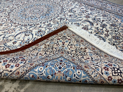 4'2"x6'7" Fine Hand-Knotted Wool & Silk Blend Naine Carpet - Area Rug