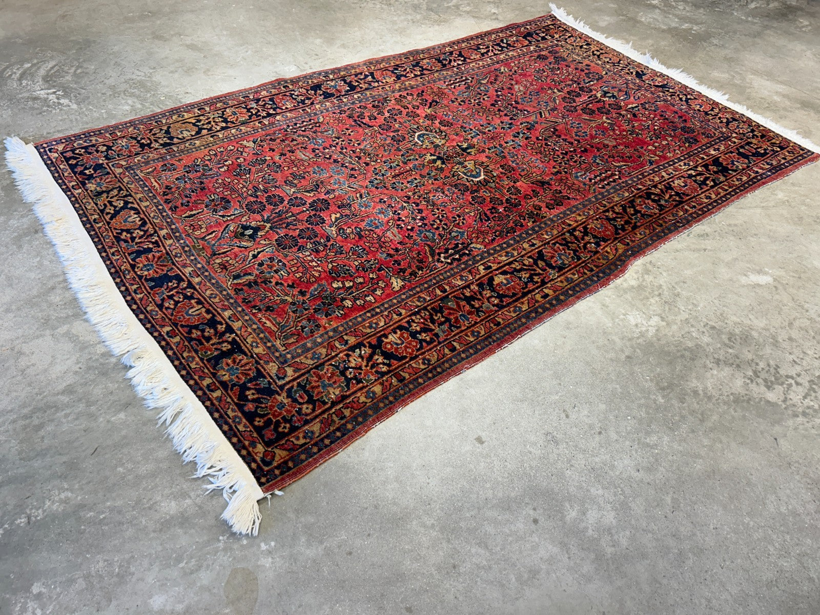4'3"x6'9" Antique Hand-Knotted 100% Wool Pile Sarouke Area Rug - Carpet