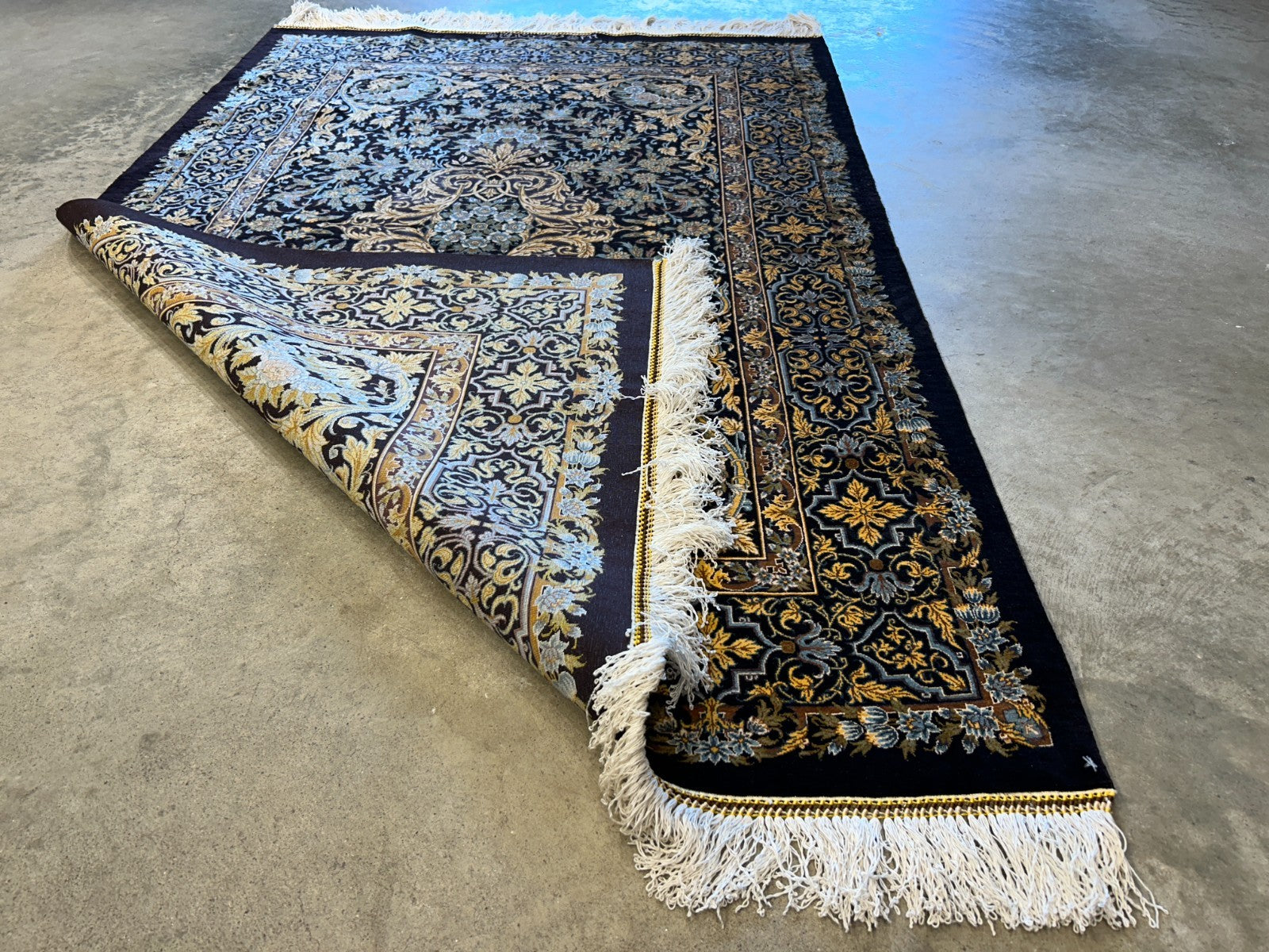 3'4"x5'2" Exquisite Extra-Fine Hand-Knotted 100% Silk Qume Area Rug