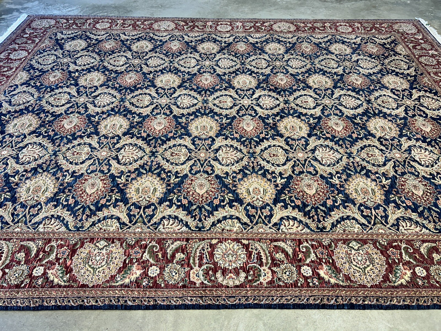 9'x12'2" Hand-Knotted 100% Wool Pile Oriental Rug